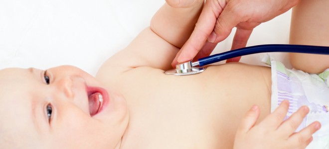 Cardiopatia congênita grave não detectada pode levar à morte do recém-nascido. Foto: Shutterstock