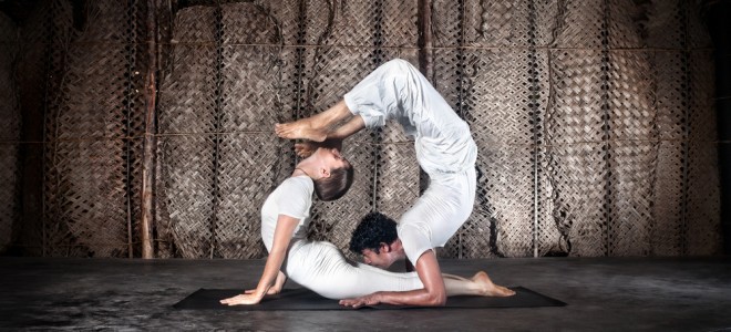 acro-yoga