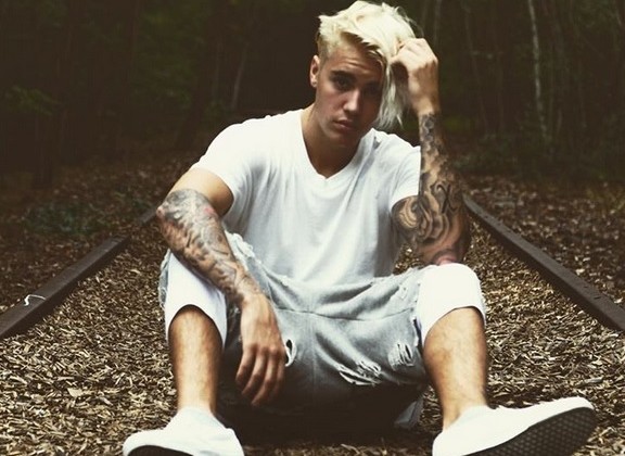 cabelo platinado masculino doutíssima instagram reproducao Justin Bieber