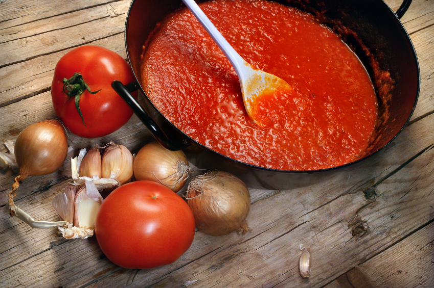 Molho de tomate feito em casa